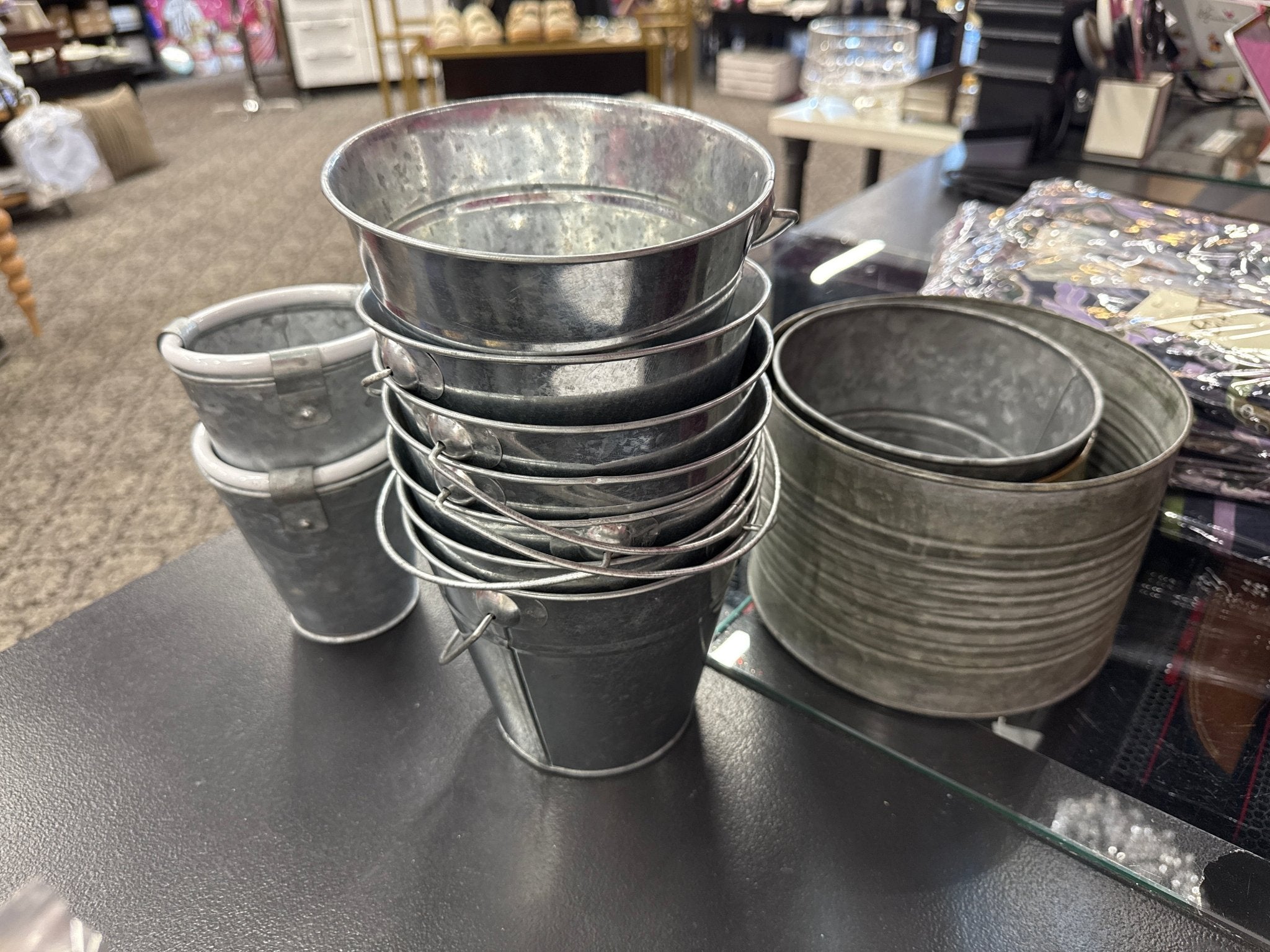 Assorted Metal Display Bucket Set - Beau Kisses
