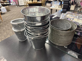 Assorted Metal Display Bucket Set - Beau Kisses