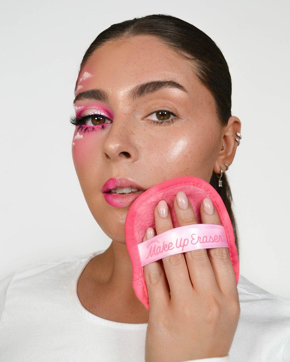 The Daily MakeUp Eraser Pink