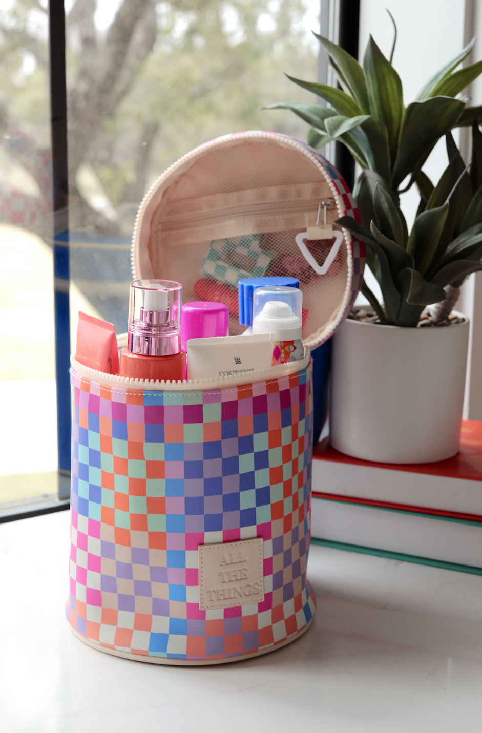 Barrel Organizer Toiletry Bag All The Things Checkered - Beau Kisses