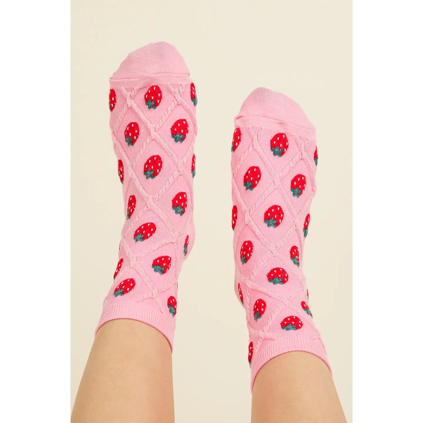 Strawberry Printed Textured Crew Socks