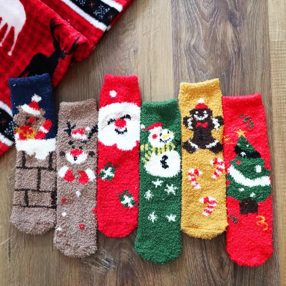 Soft Christmas Character Knit Mini-Crew Socks