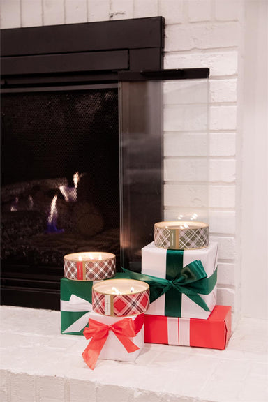 Christmas Bliss 3 Wick Tin Candle - Beau Kisses