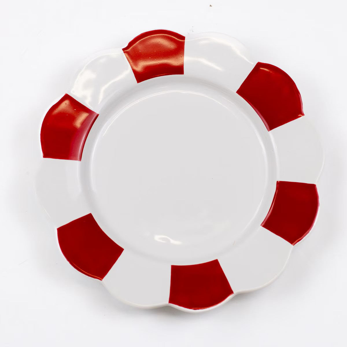 Scalloped Plate Red and White